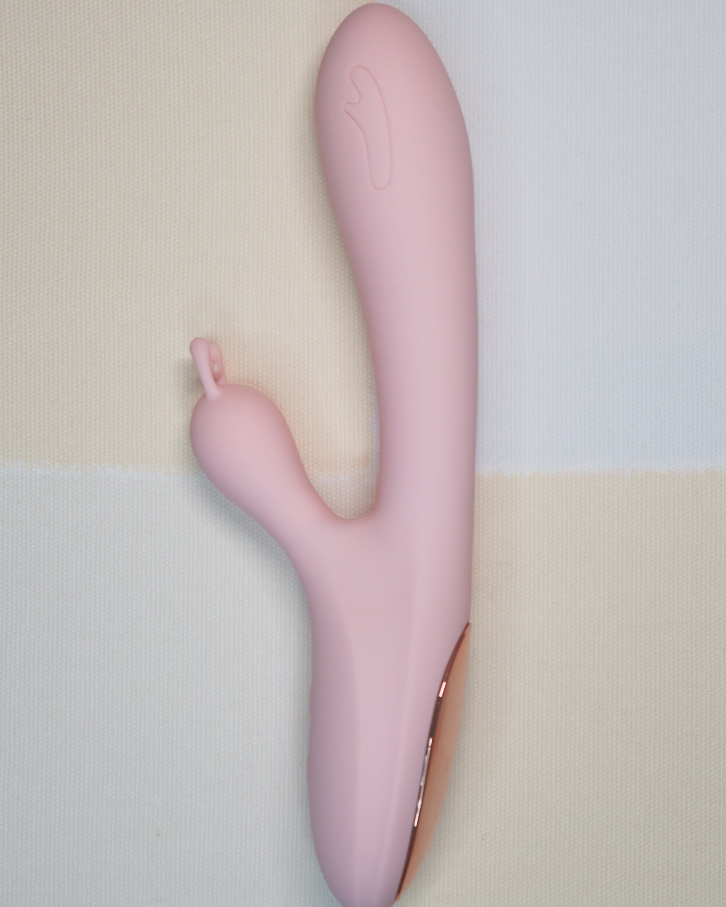 Curved Dual-Stimulation Silicone Rabbit Vibrator