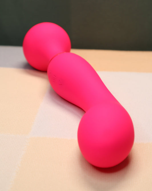 Dual-Ended Curved Vibrator with G-Spot Focus – Red Silicone